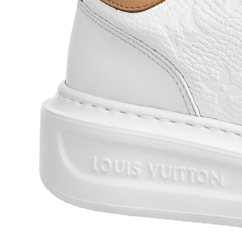 Beverly Hills Sneaker closeup view