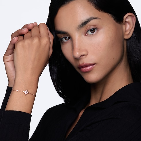 Color Blossom BB Star Bracelet, Pink Gold, Pink Mother-of-Pearl and Diamond in Jewelry's Categories All Fine Jewelry collections by Louis Vuitton (Product zoom)