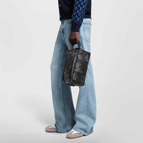 Dopp Kit Damoflage in Men's Travel Travel Accessories collections by Louis Vuitton (Product zoom)