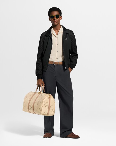 Embroidered Short-Sleeved Shirt in Men's Ready to Wear Shirts collections by Louis Vuitton
