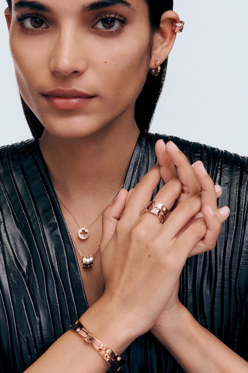 Empreinte Pendant, Pink Gold in Jewelry's Categories Necklaces and Pendants collections by Louis Vuitton