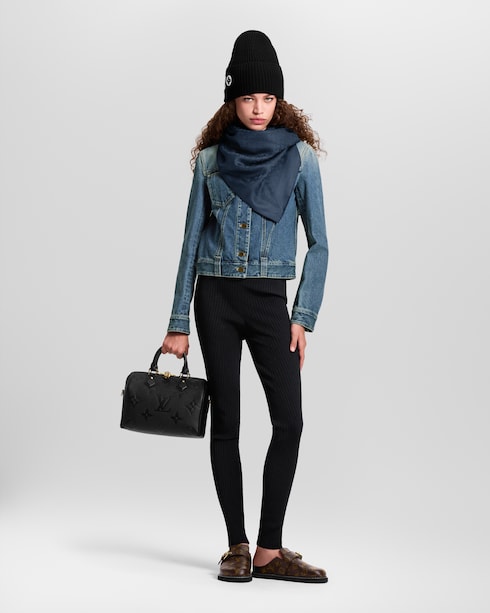 Khăn Choàng Evermore . in Đồ Nữ's Phụ kiện Khăn choàng collections by Louis Vuitton