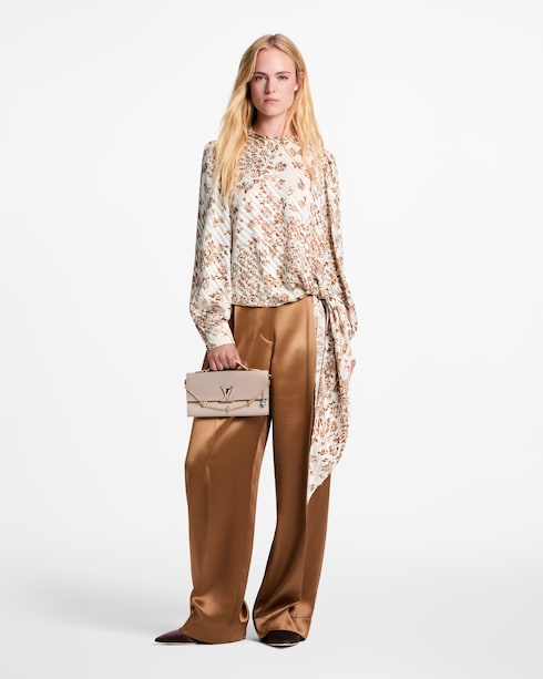 Áo Dài Tay in Đồ Nữ's Trang phục Áo collections by Louis Vuitton