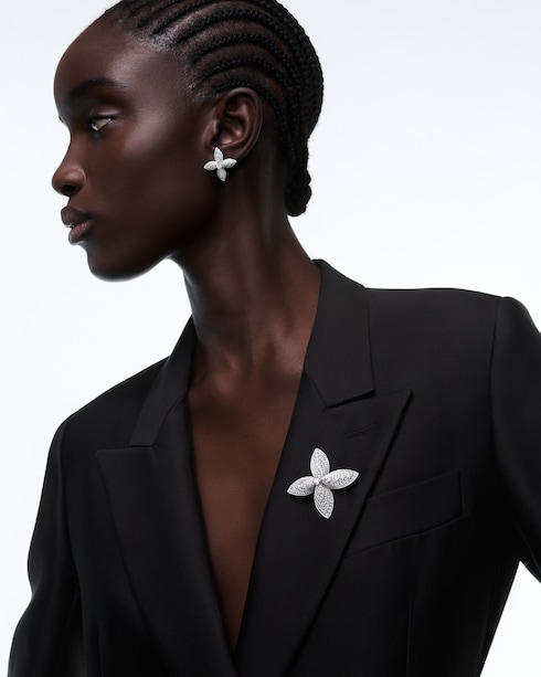 ต่างหู Idylle ไวท์โกลด์และเพชร in Les Extraordinaires's จิวเวลรี่ ต่างหู collections by Louis Vuitton