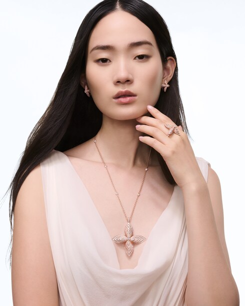 Idylle Blossom Ring, Rose Gold and Diamonds in Les Extraordinaires's Jewelry Rings collections by Louis Vuitton