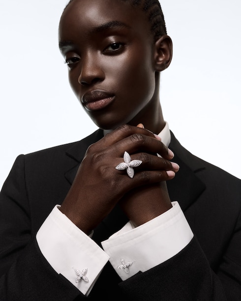 Idylle Blossom Ring, White Gold & Diamonds in Les Extraordinaires's Jewelry Rings collections by Louis Vuitton