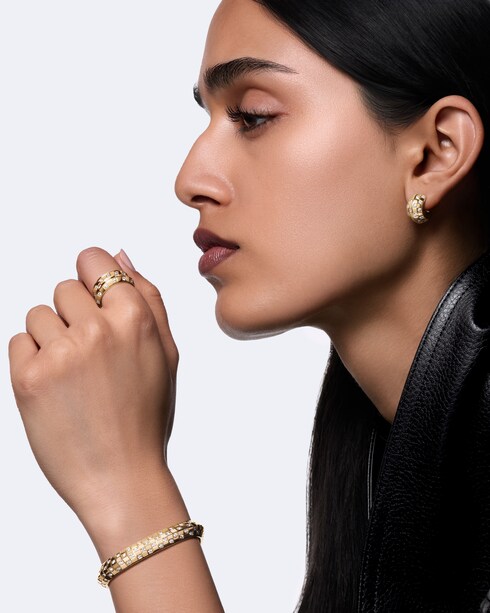 Le Damier de Louis Vuitton Double Row Bracelet, Yellow Gold and Diamonds in Jewellery's Categories Bracelets collections by Louis Vuitton