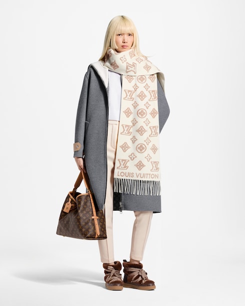 LV 3D Scarf S00 in Women's Accessories Scarves collections by Louis Vuitton
