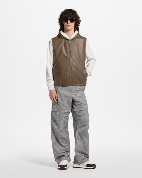 LV Classic Sneaker in Pria's Sepatu Sneakers collections by Louis Vuitton