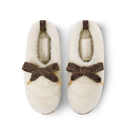 LV Cloud Flat Comfort Clog in Women's Shoes Mules collections by Louis Vuitton (Product zoom)