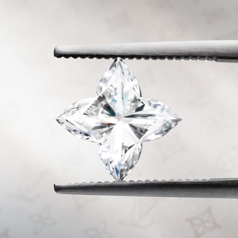 LV Diamonds Solitaire, LV Monogram Star cut in Jewelry's Collections LV Diamonds collections by Louis Vuitton