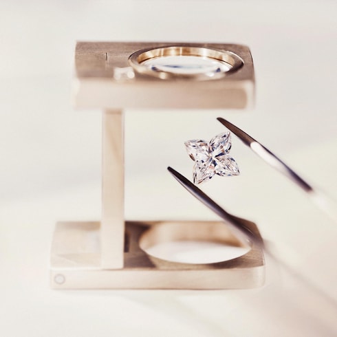 LV Diamonds Stud, LV Monogram Star cut - per unit in Jewelry's Collections LV Diamonds collections by Louis Vuitton