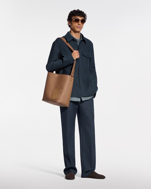 LV Horizon 拖鞋 in 男士's 鞋履系列 便鞋和莫卡辛便鞋 collections by Louis Vuitton