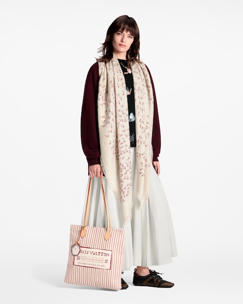 LV Mice Monogram Classique Shawl S00 in Wanita's Aksesori Shawls and Stoles collections by Louis Vuitton