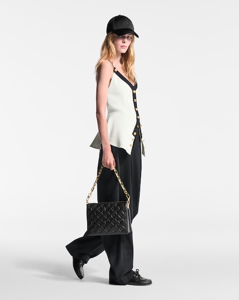 LV Move Cap S00 in Wanita's Aksesori Topi dan Sarung Tangan collections by Louis Vuitton