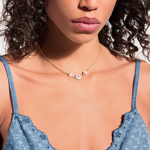 LV Pearly Confetti Necklace S00 in Women's Fashion Jewelry Necklaces collections by Louis Vuitton (Product zoom)