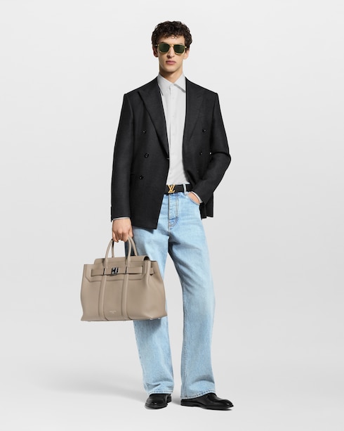 Mắt Kính Dáng Vuông LV Signature . in Đồ Nam's Phụ kiện Mắt kính collections by Louis Vuitton