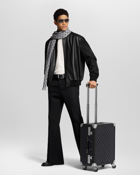 Monogram Classic Scarf . in New's For Men New Formal collections by Louis Vuitton