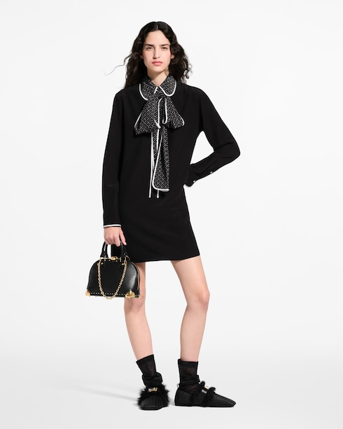 เดรสแขนยาวคอเสื้อลาย Monogram in ผู้หญิง's เสื้อผ้า ชุดเดรสสำหรับผู้หญิง collections by Louis Vuitton