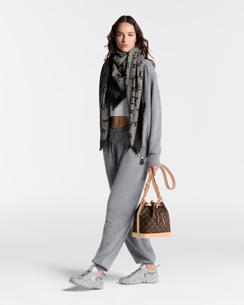 Neo Natté Monogram Shawl . in Women's Accessories Shawls and Stoles collections by Louis Vuitton