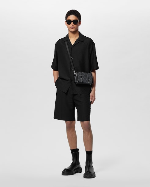 กระเป๋าสตางค์แบบสะพายรุ่น Neo Trunk Monogram Eclipse in ทรังก์ การเดินทาง และ บ้าน's ไฮไลท์ แคมเปญ Art of Living collections by Louis Vuitton