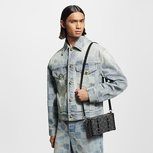 Neo Wallet Trunk Monogram Eclipse in Trunks, Travel and Home's Highlights Art of Living Campaign collections by Louis Vuitton (Product zoom)