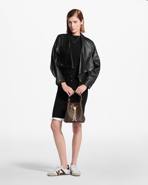 NéoNoé BB Monogram Canvas in Gifts's Mother’s Day Gifts } collections by Louis Vuitton