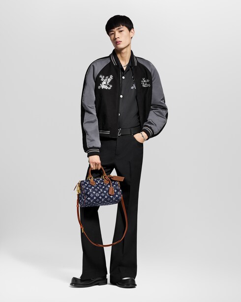 Printed Signature Silk Shirt in New's For Men Fall-Winter 2025 Show collections by Louis Vuitton
