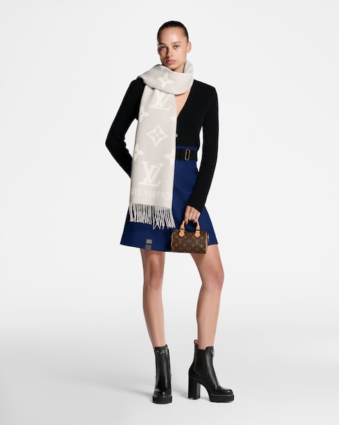 Khăn Quàng Reykjavik . in Đồ Nữ's Phụ kiện Khăn quàng collections by Louis Vuitton