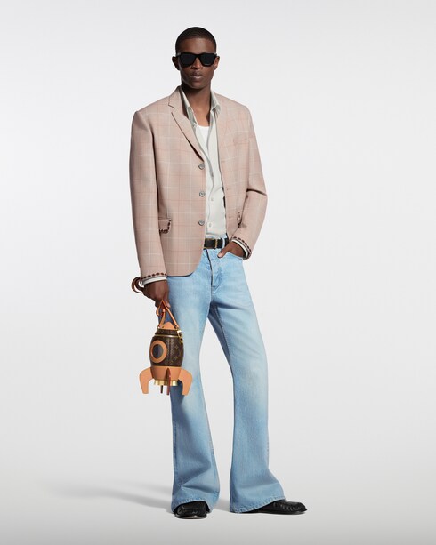 Áo Khoác in Sản phẩm mới's Dành cho Nam Mới nhất collections by Louis Vuitton