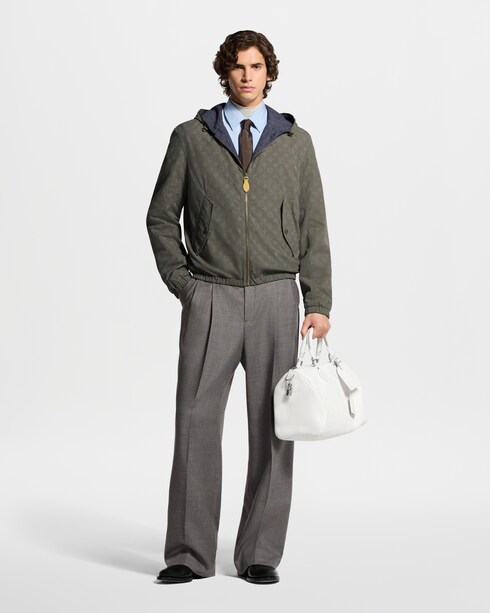 Speedy P9 Bandoulière 30 H40 in Bags and Small Leather Goods's Speedy P9 } collections by Louis Vuitton