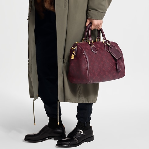 Speedy P9 Bandoulière 30 H40 in Bags and Small Leather Goods's Speedy P9 } collections by Louis Vuitton (Product zoom)