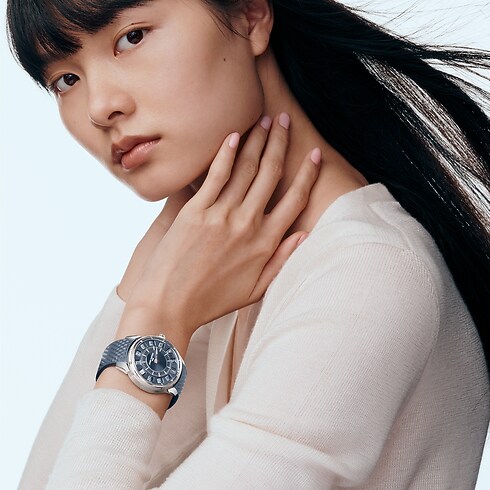 Tambour Spin Time, Automatic, 39.5mm, White gold in Watches's All Watches } collections by Louis Vuitton (Product zoom)